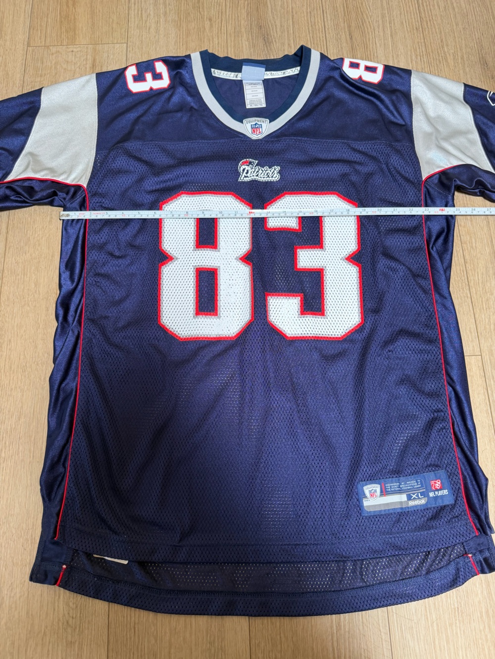 Reebok Men’s Navy Blue New England Patriots #83 Football Jersey - Picture 11 of 14